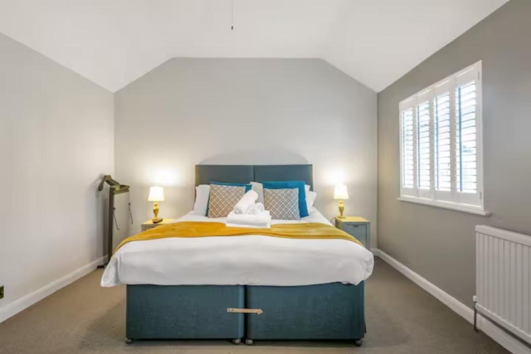 Two Bedroom Private Cottage With Private Parking Just By The Sea Herne Bay Buitenkant foto